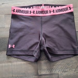Womens Under Armour spandex shorts